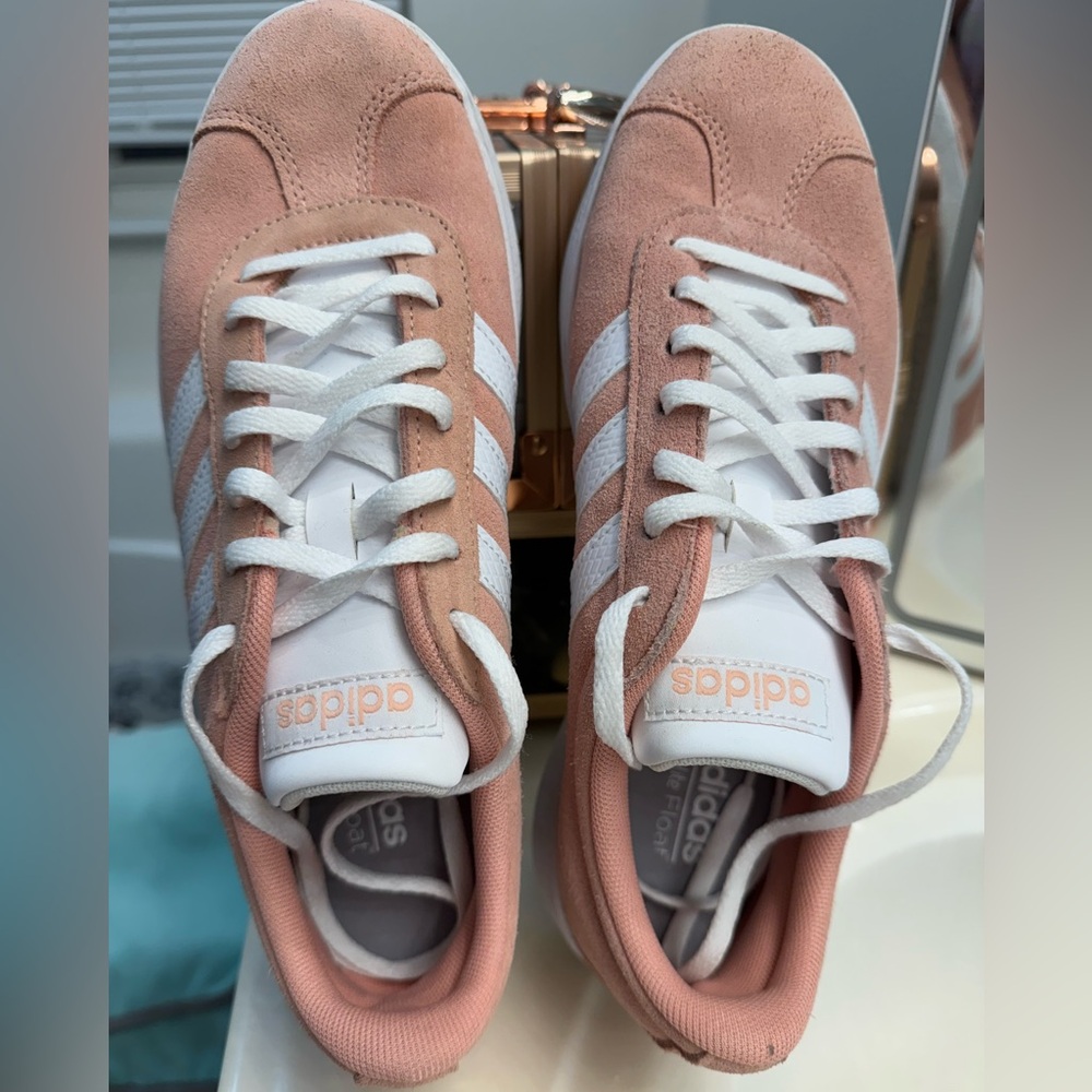Adidas VL Court Women’s pink size 8